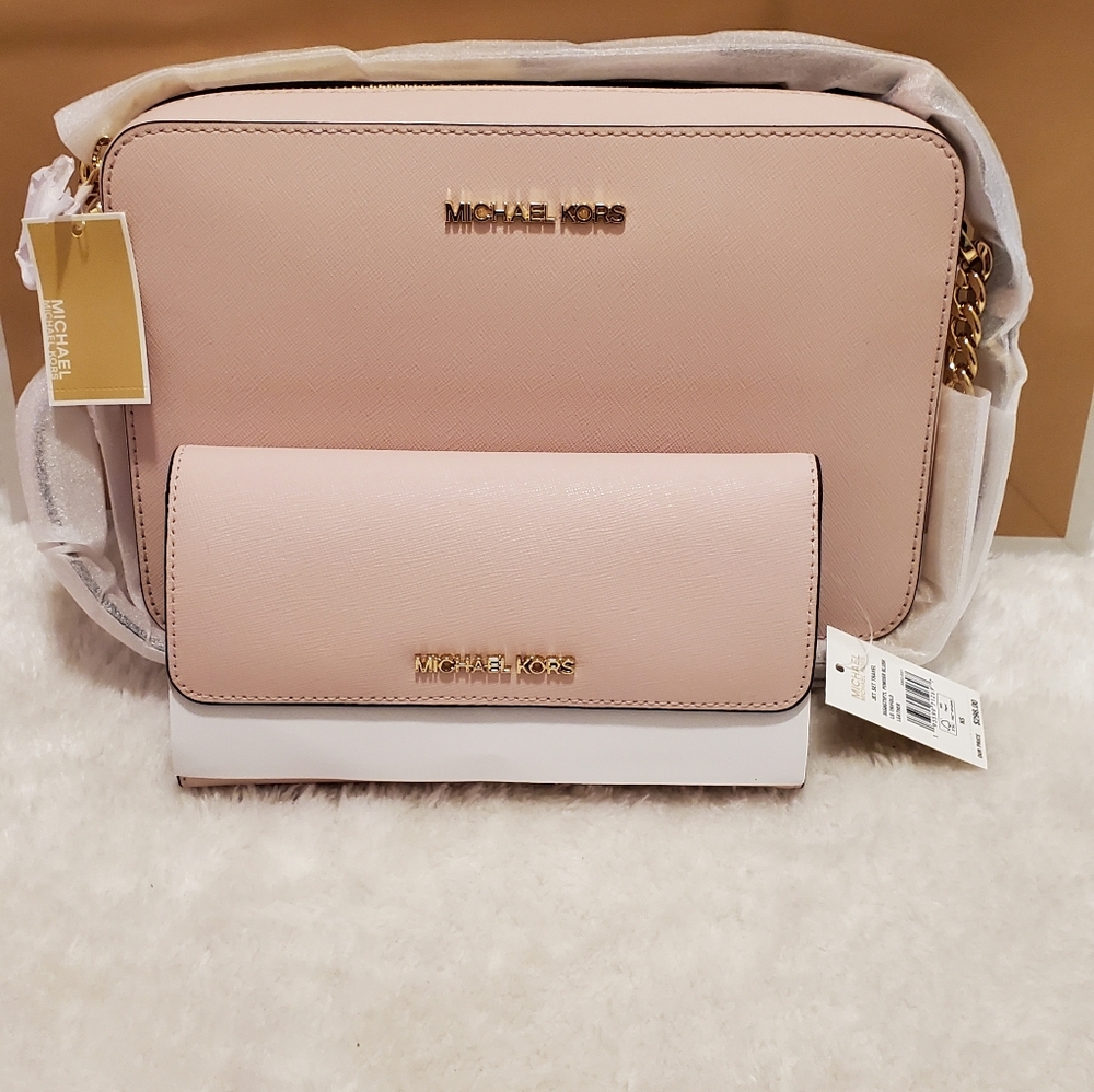 MK BUNDLE - CROSSBODY & TRIFOLD WALLET